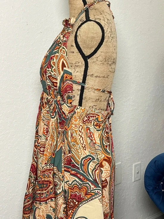 Boho Halter Maxi Dress in Cream & Teal Paisley - Picture 5 of 8